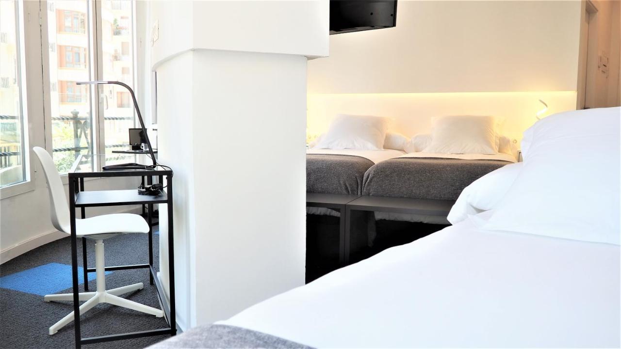 Hotel Plaza View à Valence Extérieur photo
